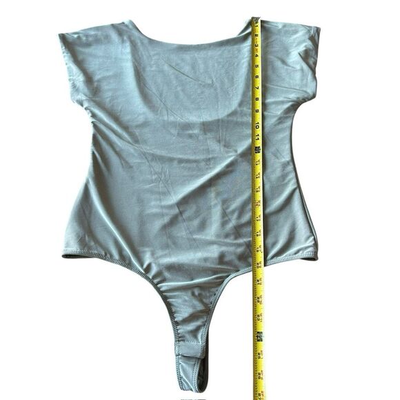 By Together Women’s M Square Neck Cap Sleeve Bodysuit Fog Gray Elevated Basic - Picture 8 of 8